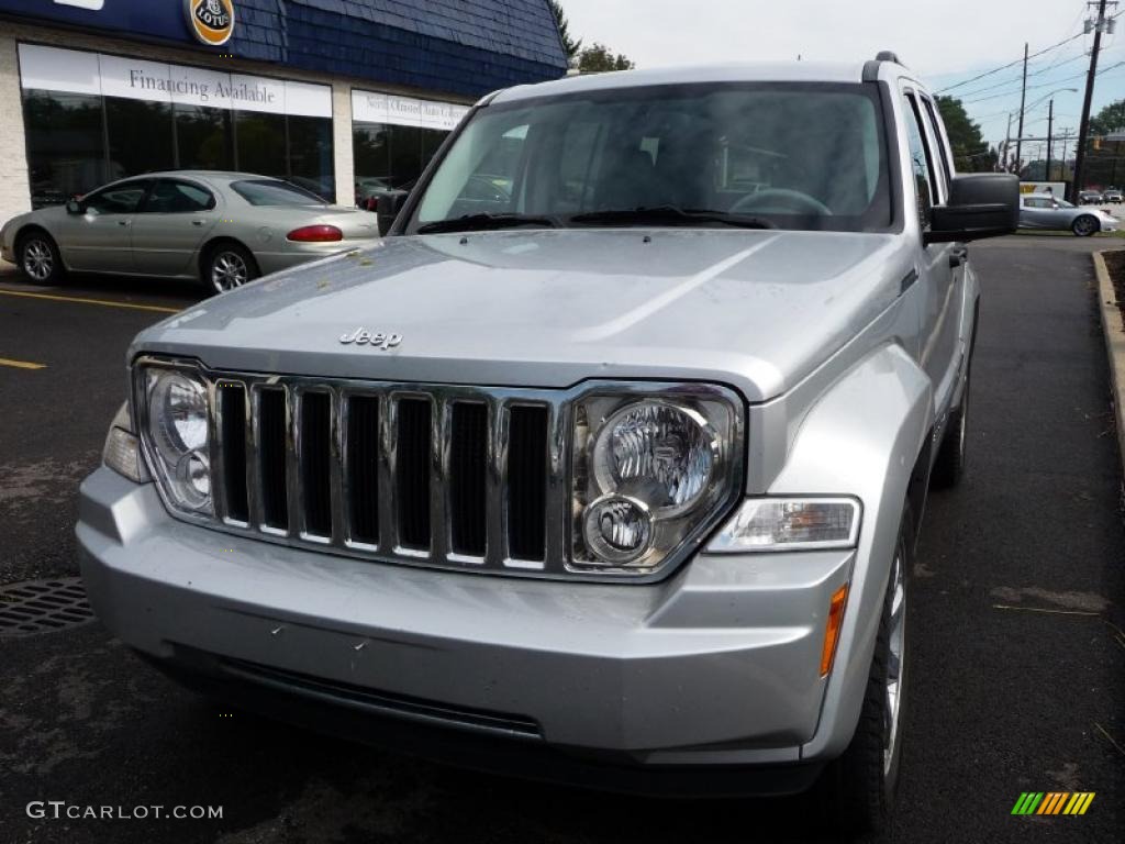 2008 Liberty Limited 4x4 - Bright Silver Metallic / Pastel Slate Gray photo #1