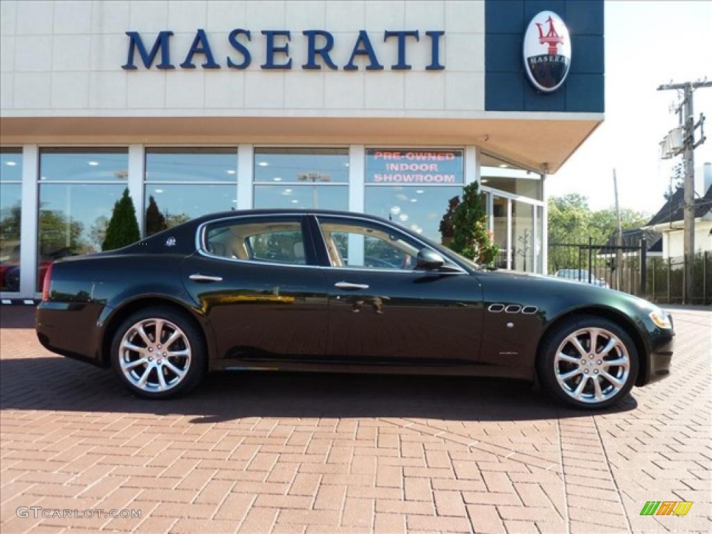 Verde Deep Emerald (Green) Maserati Quattroporte