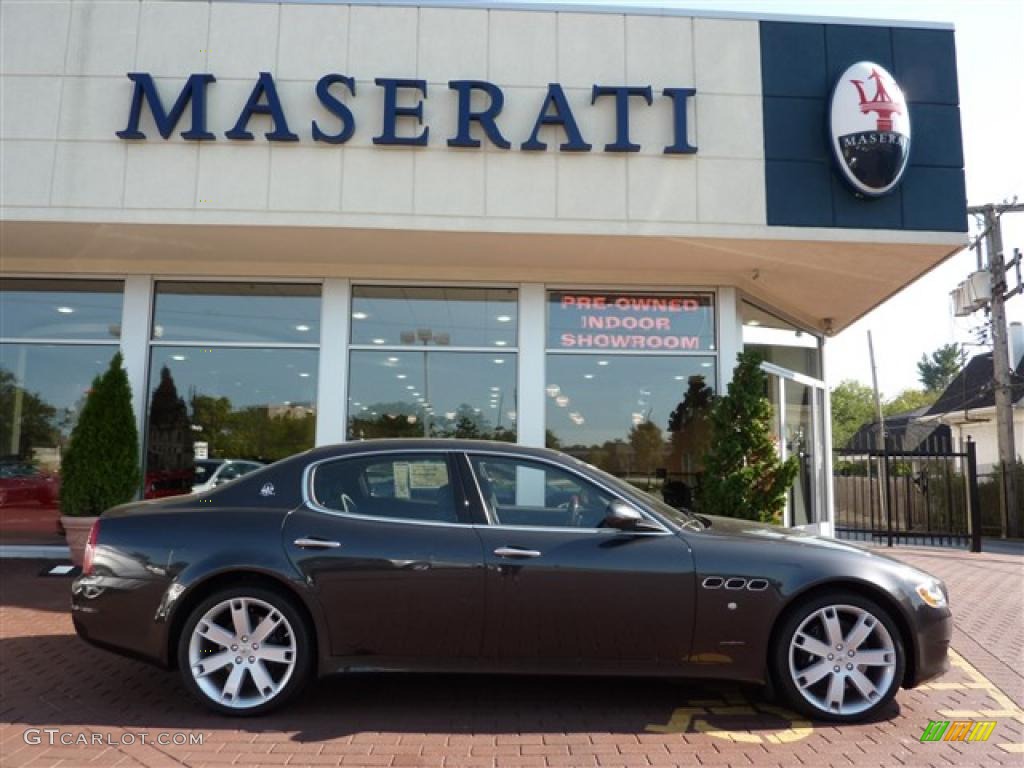 2010 Quattroporte S - Grigio Granito (Dark Grey Metallic) / Nero photo #1