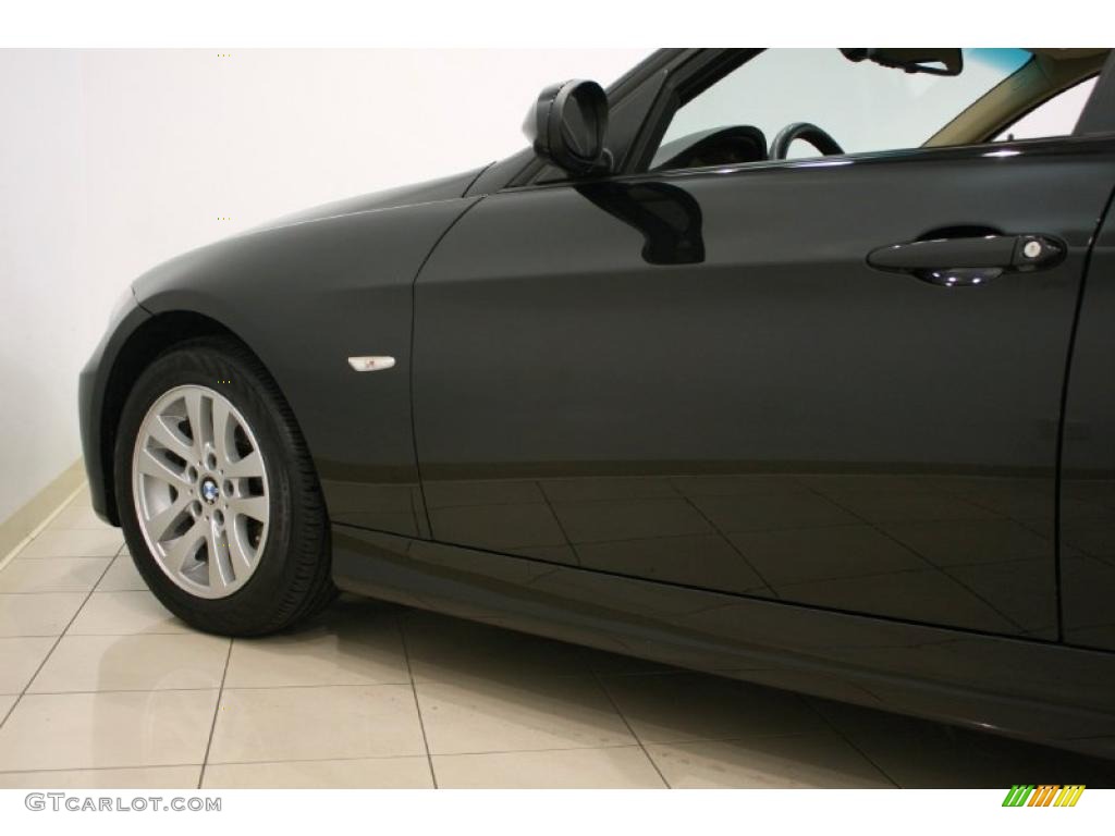 2007 3 Series 328xi Sedan - Black Sapphire Metallic / Beige photo #27