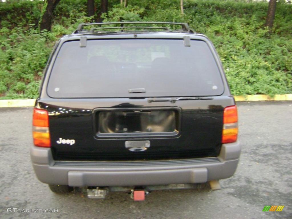 1998 Grand Cherokee Laredo 4x4 - Black / Gray photo #6