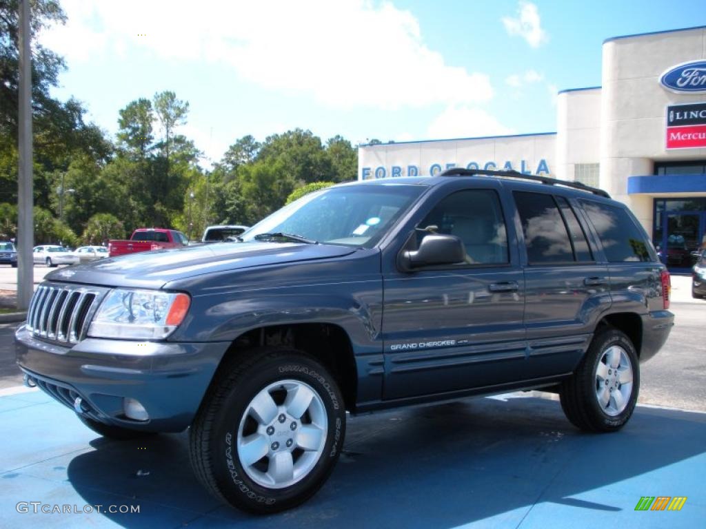 Steel Blue Pearl Jeep Grand Cherokee