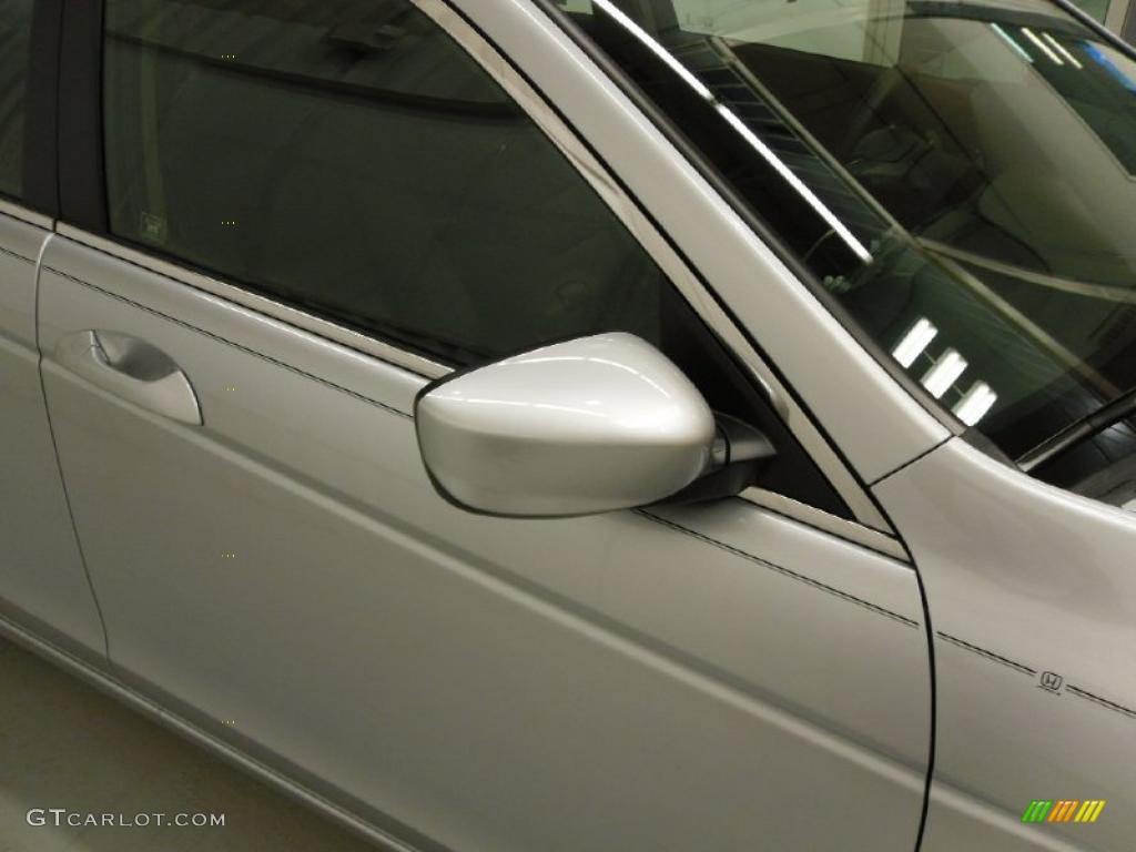 2011 Accord SE Sedan - Alabaster Silver Metallic / Black photo #26