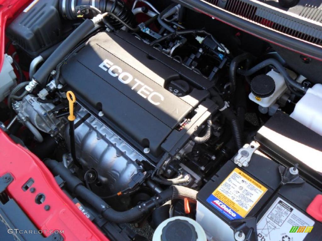 2010 Aveo LT Sedan - Victory Red / Charcoal photo #23