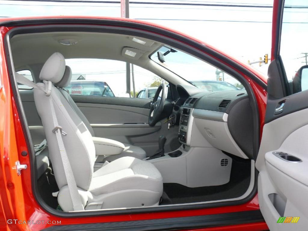 2010 Cobalt LT Coupe - Victory Red / Gray photo #8
