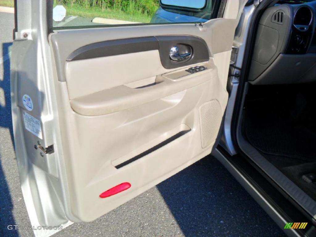 2004 Envoy XL SLE - Liquid Silver Metallic / Medium Pewter photo #9