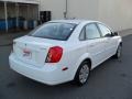 2006 Absolute White Suzuki Forenza Sedan  photo #4