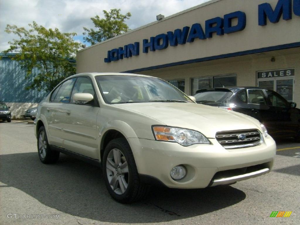 2006 Outback 3.0 R L.L.Bean Edition Sedan - Champagne Gold Opalescent / Taupe photo #1