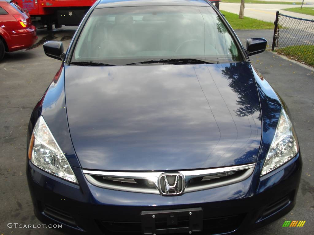 2007 Accord LX Sedan - Royal Blue Pearl / Gray photo #1