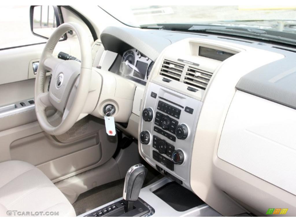 2008 Mariner I4 4WD - Black / Stone photo #5