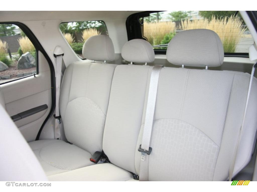 2008 Mariner I4 4WD - Black / Stone photo #14