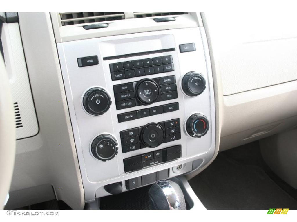 2008 Mariner I4 4WD - Black / Stone photo #16