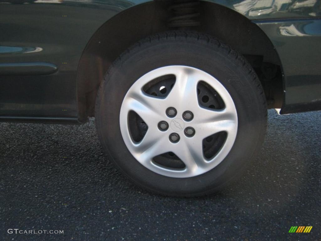 2002 Chevrolet Cavalier LS Sedan Wheel Photo #37472529