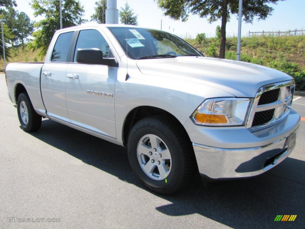 2011 Ram 1500 SLT Quad Cab - Bright Silver Metallic / Dark Slate Gray/Medium Graystone photo #4