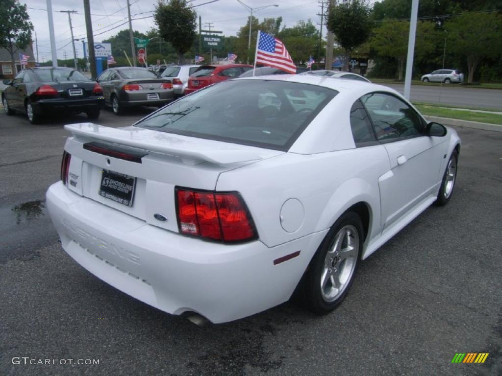 2003 Mustang GT Coupe - Oxford White / Dark Charcoal photo #5