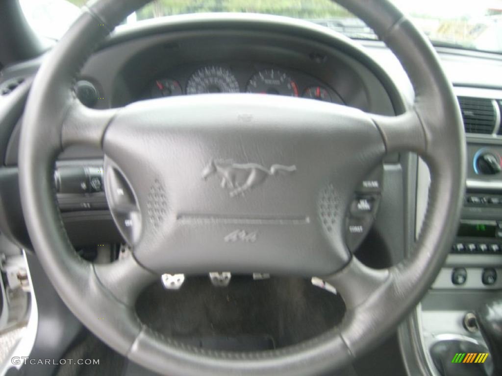 2003 Mustang GT Coupe - Oxford White / Dark Charcoal photo #17