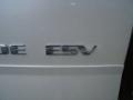 White Diamond - Escalade ESV AWD Platinum Edition Photo No. 17