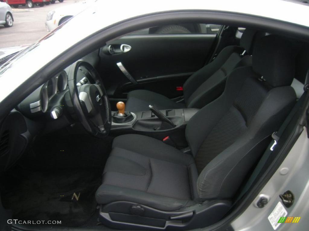 Carbon Black Interior 2003 Nissan 350Z Coupe Photo #37480473