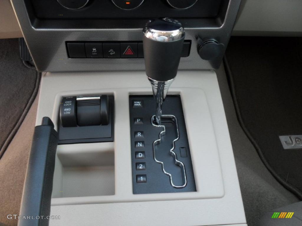 2011 Jeep Liberty Sport 4x4 4 Speed Automatic Transmission Photo #37480517