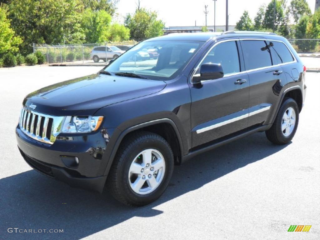 2011 Grand Cherokee Laredo 4x4 - Blackberry Pearl / Black photo #1