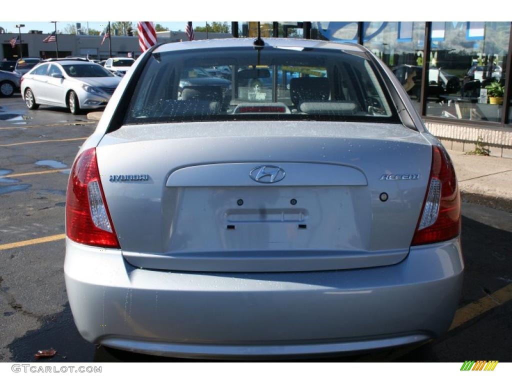 2009 Accent GLS 4 Door - Platinum Silver / Gray photo #10