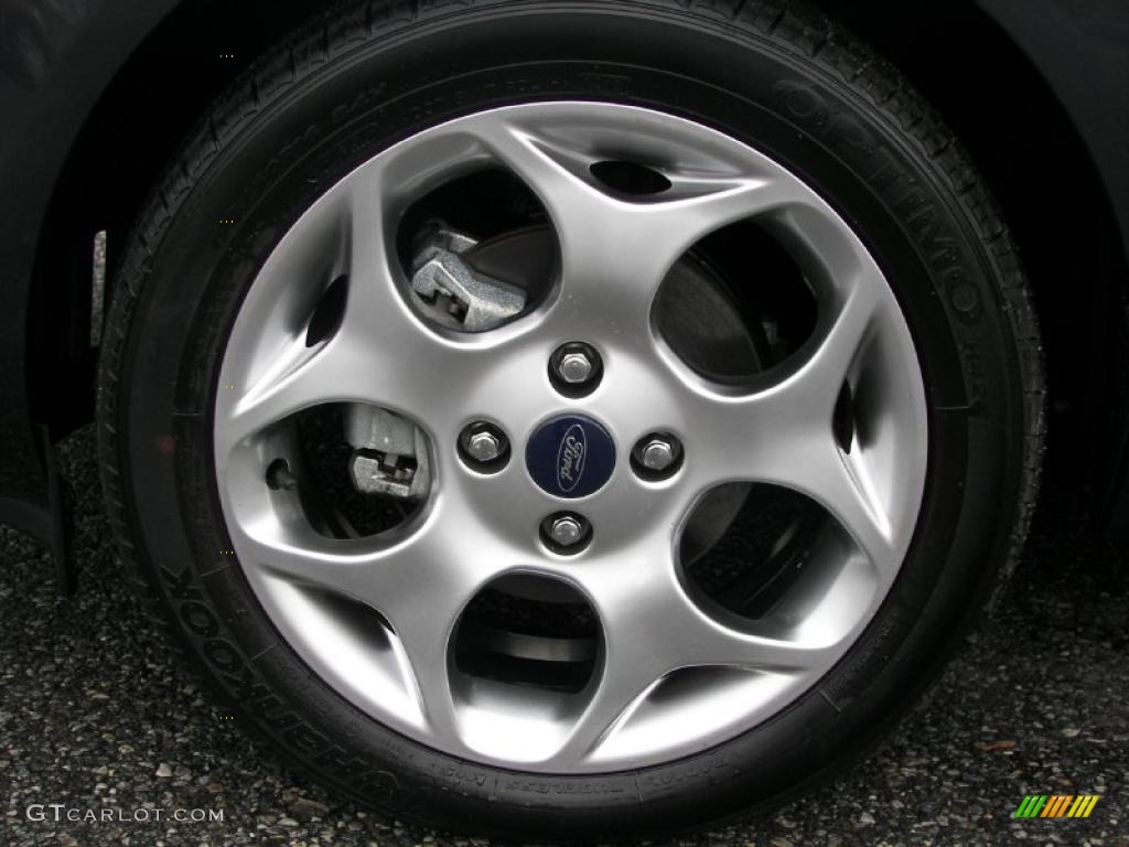 2011 Ford Fiesta SEL Sedan Wheel Photo #37483245
