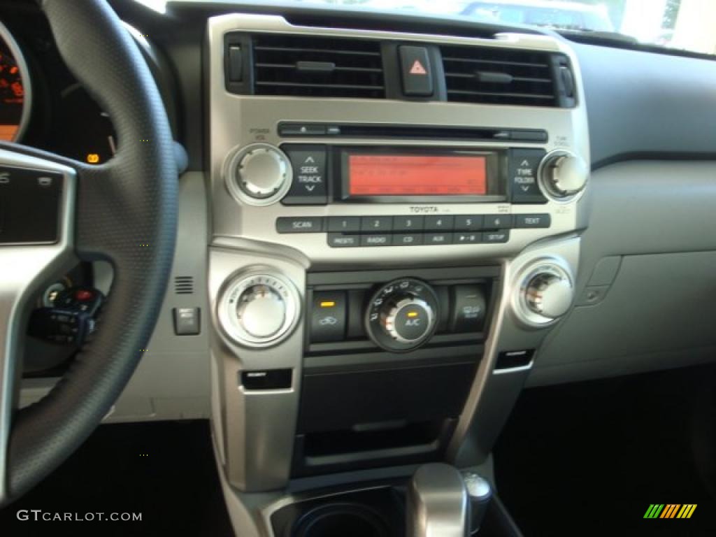 2011 4Runner SR5 4x4 - Blizzard White Pearl / Graphite photo #13