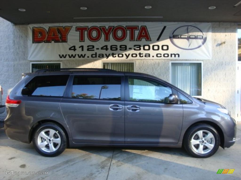 2011 Sienna LE - Predawn Gray Mica / Light Gray photo #1