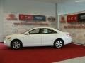 Super White - Camry CE Photo No. 5