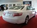 Super White - Camry CE Photo No. 10