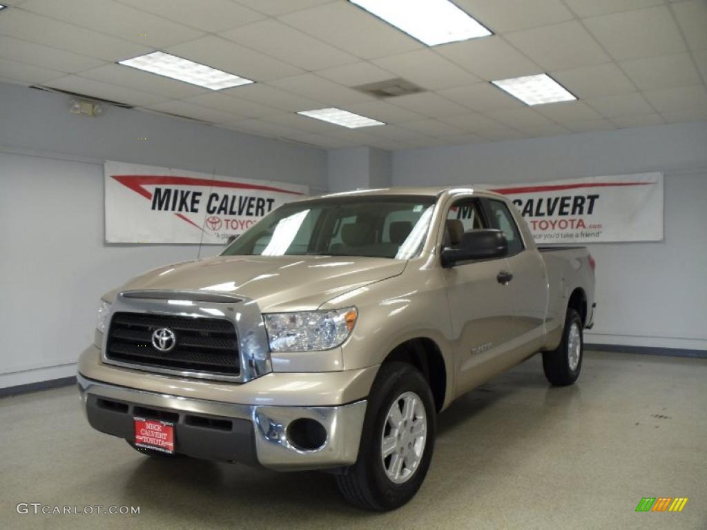 Desert Sand Mica Toyota Tundra