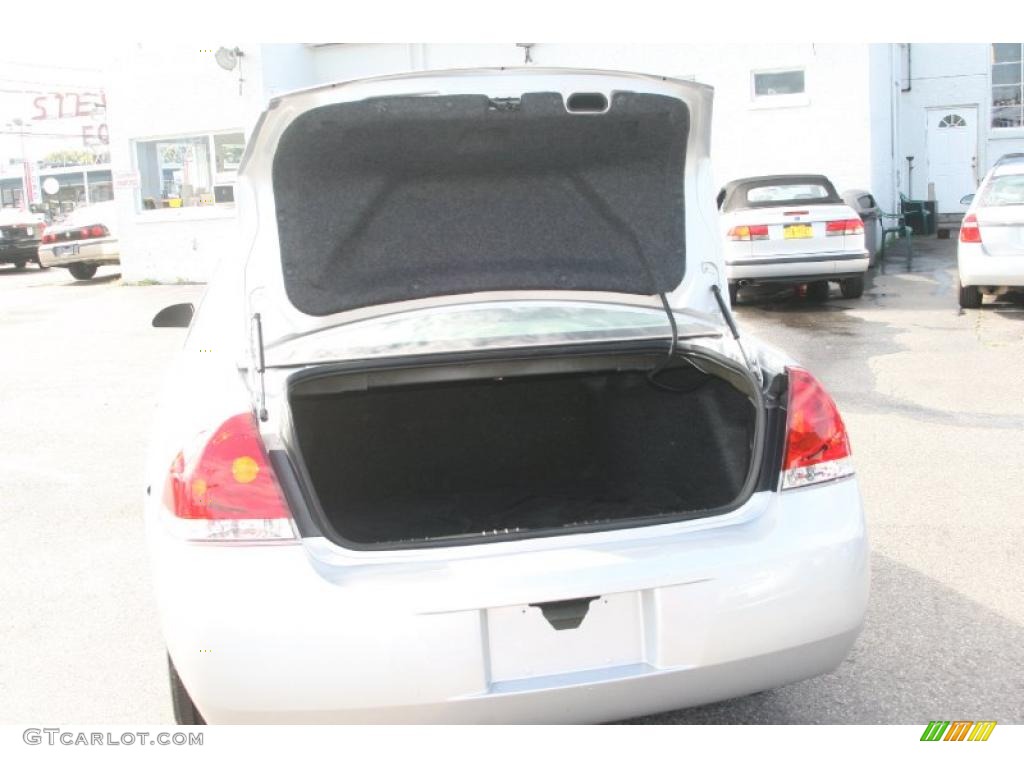 2010 Impala LT - Silver Ice Metallic / Gray photo #7