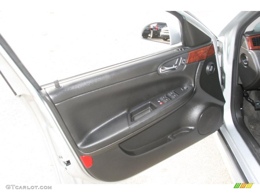 2010 Impala LT - Silver Ice Metallic / Gray photo #13