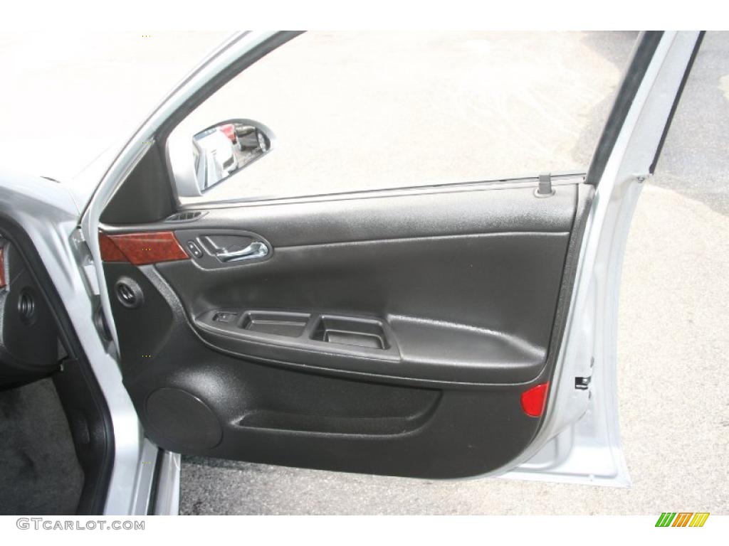 2010 Impala LT - Silver Ice Metallic / Gray photo #16