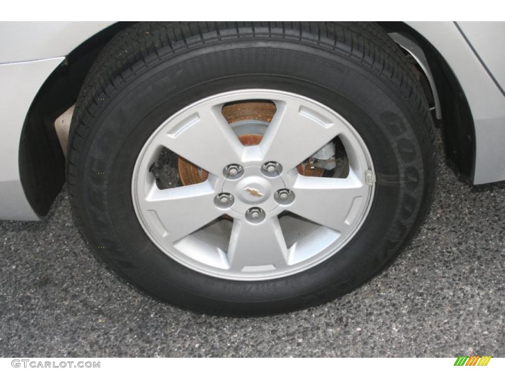 2010 Impala LT - Silver Ice Metallic / Gray photo #19