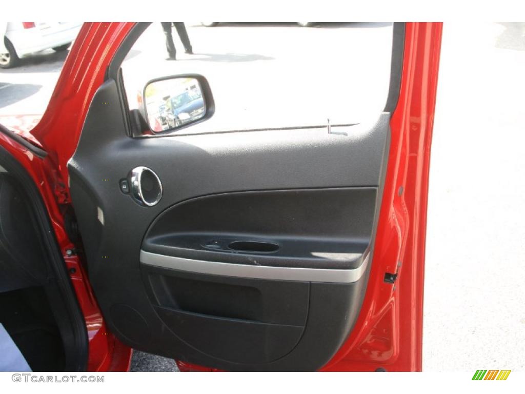 2010 HHR LT - Victory Red / Ebony photo #16