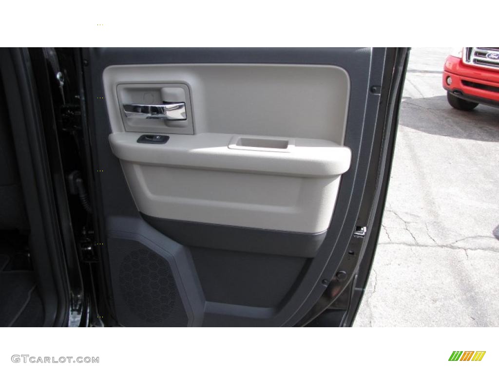 2010 Ram 1500 SLT Quad Cab 4x4 - Brilliant Black Crystal Pearl / Dark Slate/Medium Graystone photo #23