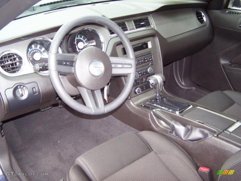 2010 Mustang V6 Coupe - Kona Blue Metallic / Charcoal Black photo #9
