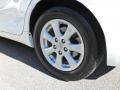 Super White - Camry LE Photo No. 24