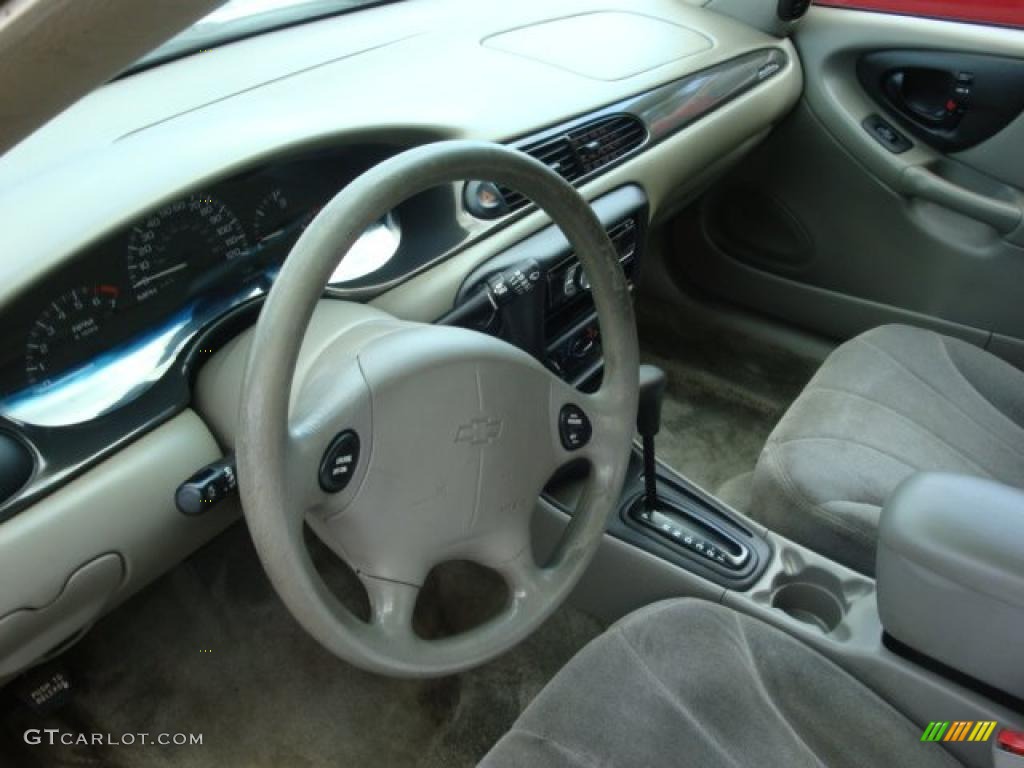 2003 Malibu Sedan - Galaxy Silver Metallic / Gray photo #12