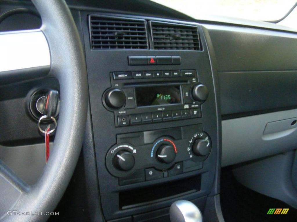 2007 Charger  - Stone White / Dark Slate Gray/Light Graystone photo #13