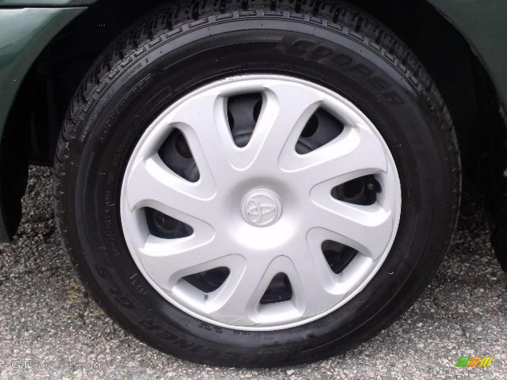2001 Toyota Corolla LE Wheel Photos