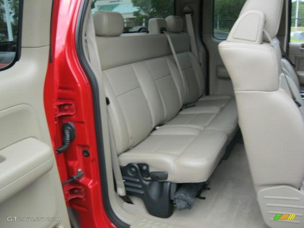 2005 F150 XLT SuperCab - Bright Red / Tan photo #17