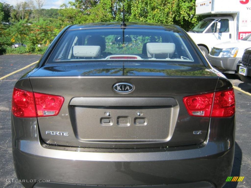 2010 Forte EX - Bronze / Stone photo #15