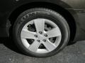 2009 Kia Rondo LX Wheel and Tire Photo