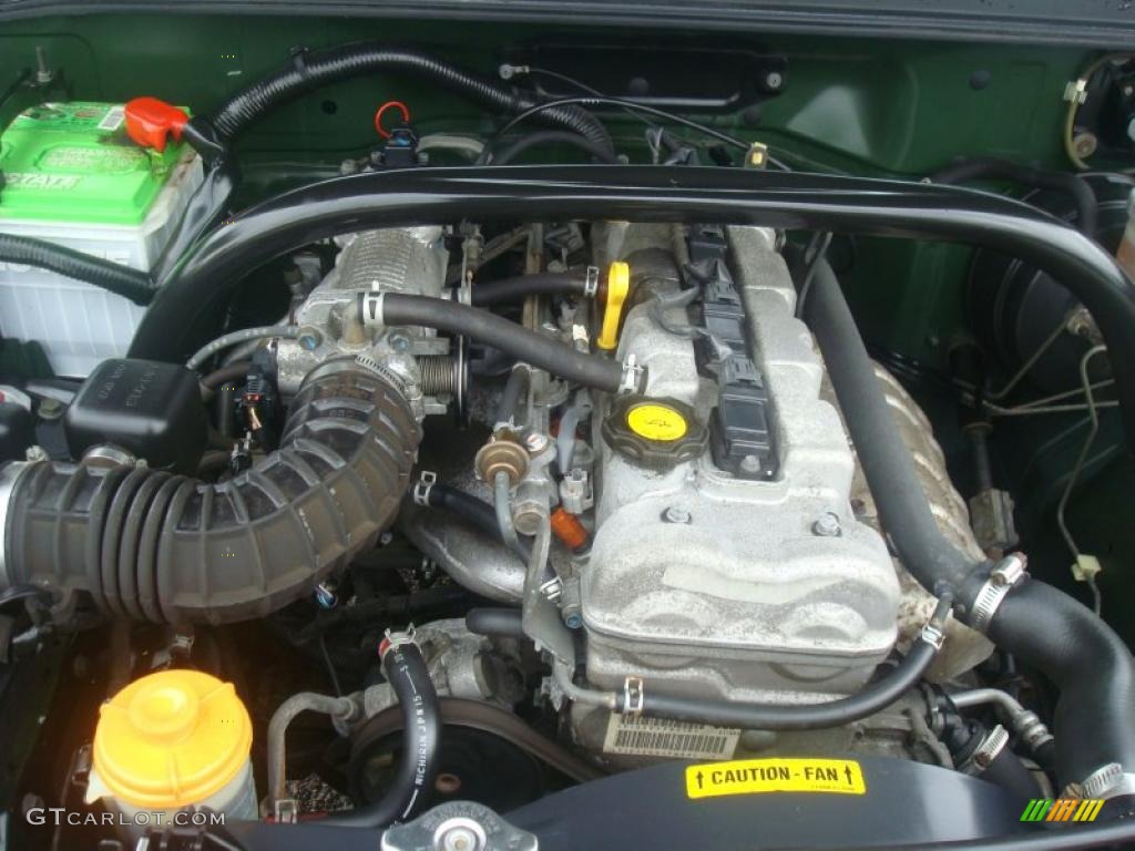 2000 Chevrolet Tracker Hard Top Engine Photos
