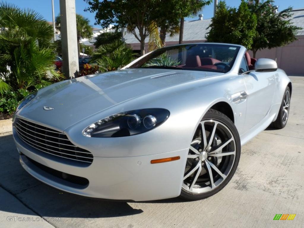 2011 V8 Vantage Roadster - Lightning Silver / Chancellor Red photo #1