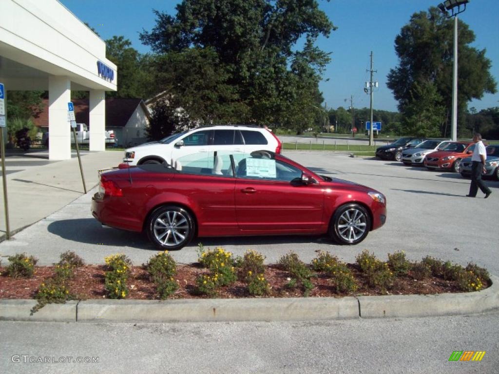 2011 C70 T5 - Flamenco Red Metallic / Soverign Hide Calcite Leather/Off Black photo #6