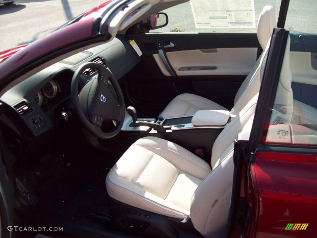 2011 C70 T5 - Flamenco Red Metallic / Soverign Hide Calcite Leather/Off Black photo #8