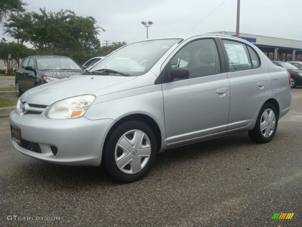 2005 ECHO Sedan - Silver Streak Mica / Dark Charcoal photo #2